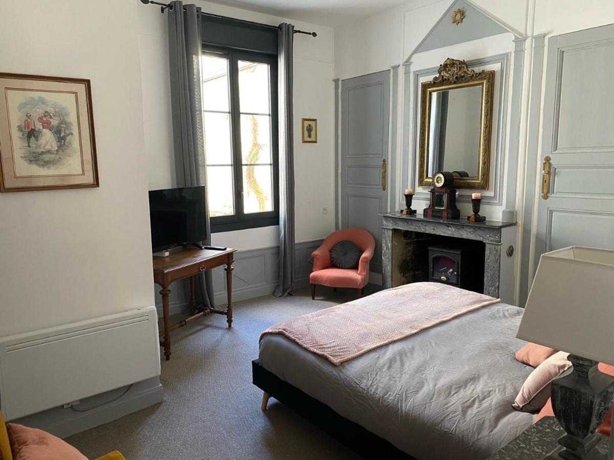 Bed and Breakfast Le Castel De Brehemont Экстерьер фото