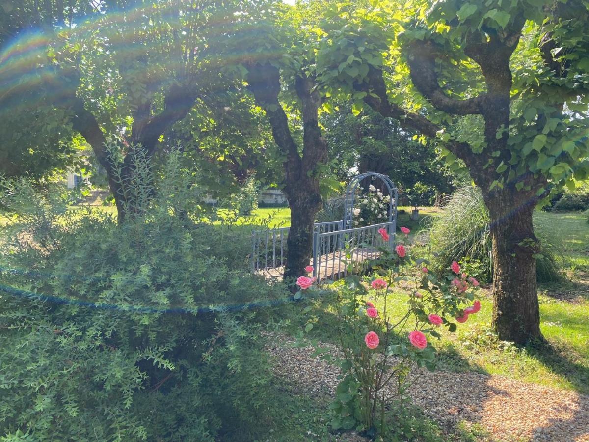 Bed and Breakfast Le Castel De Brehemont Экстерьер фото